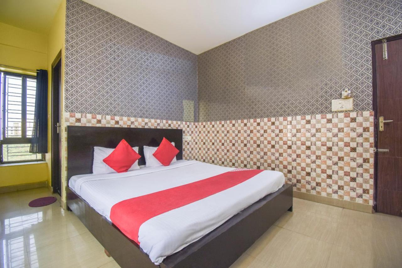 Oyo Flagship 72260 Seema International Hotel Gauripur Exterior foto